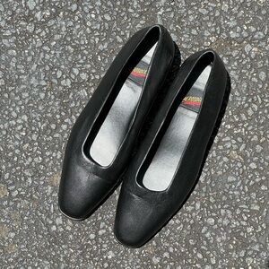 Classic Black Women's Kitten Heels